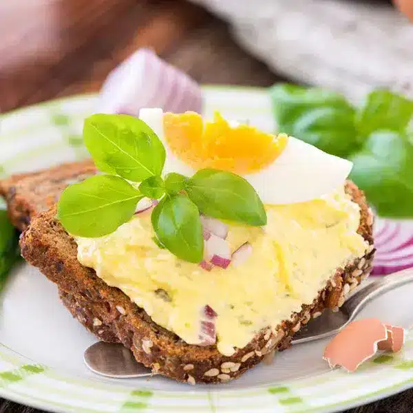 4f5789e7-e92a-4140-84fd-54579b9d0498_eiweiss-protein-lebenswichtiger-zellbaustein-eiweisslieferanten.jpg - Nahrin LT Baltymai, riebalai, angliavandeniai